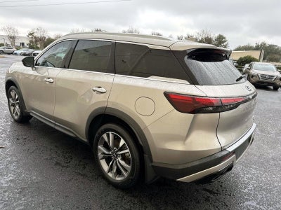 2023 INFINITI QX60 LUXE