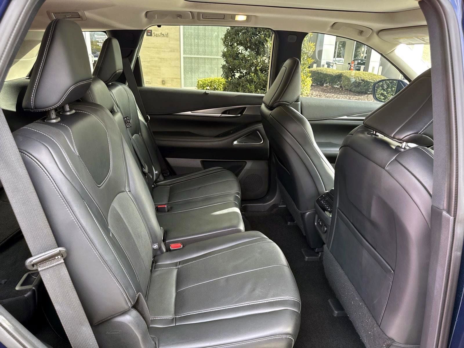 2023 INFINITI QX60 LUXE