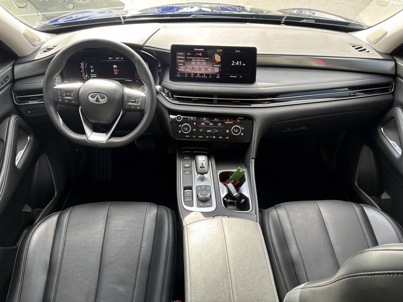 2023 INFINITI QX60 LUXE