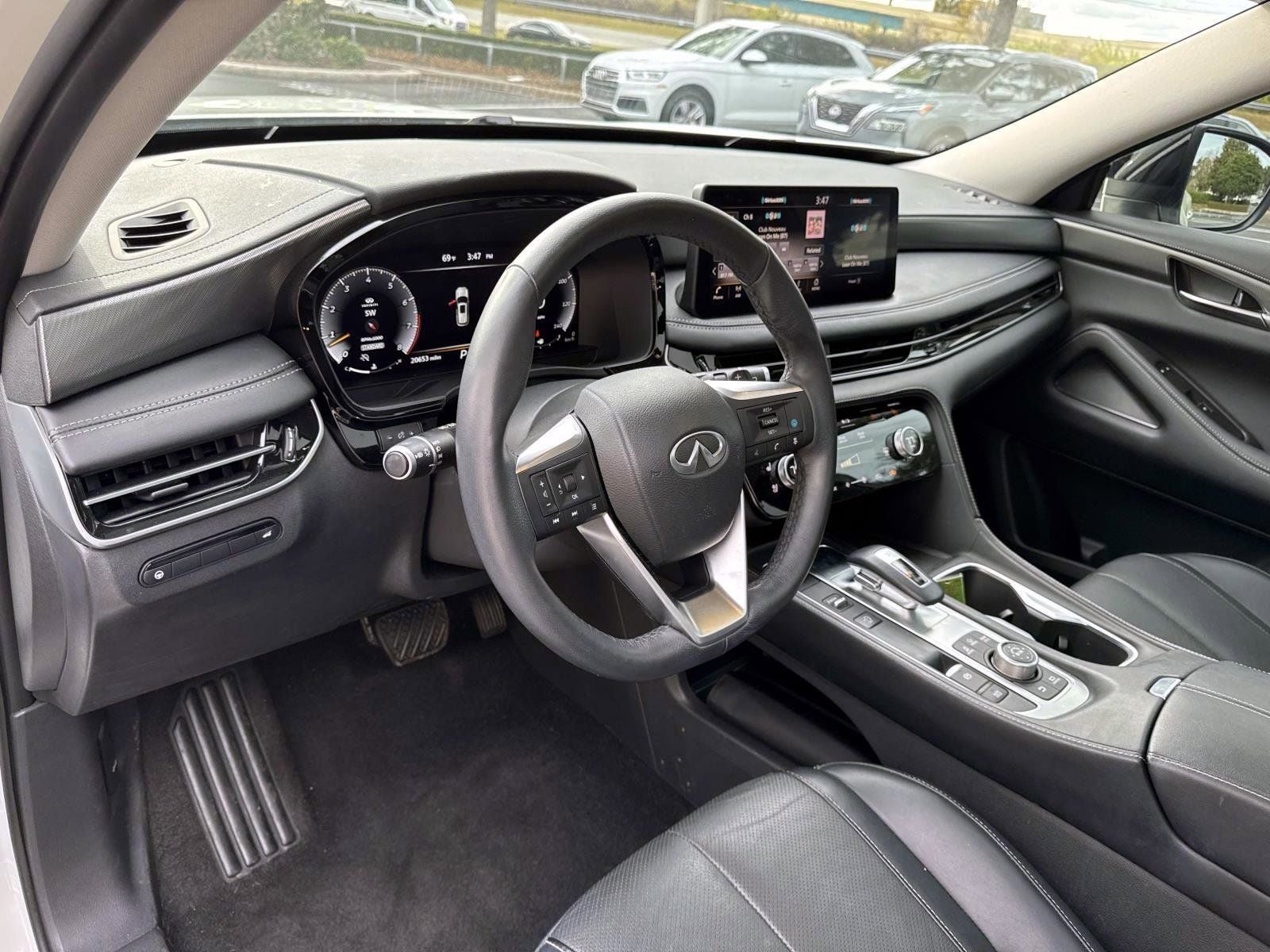 2023 INFINITI QX60 LUXE