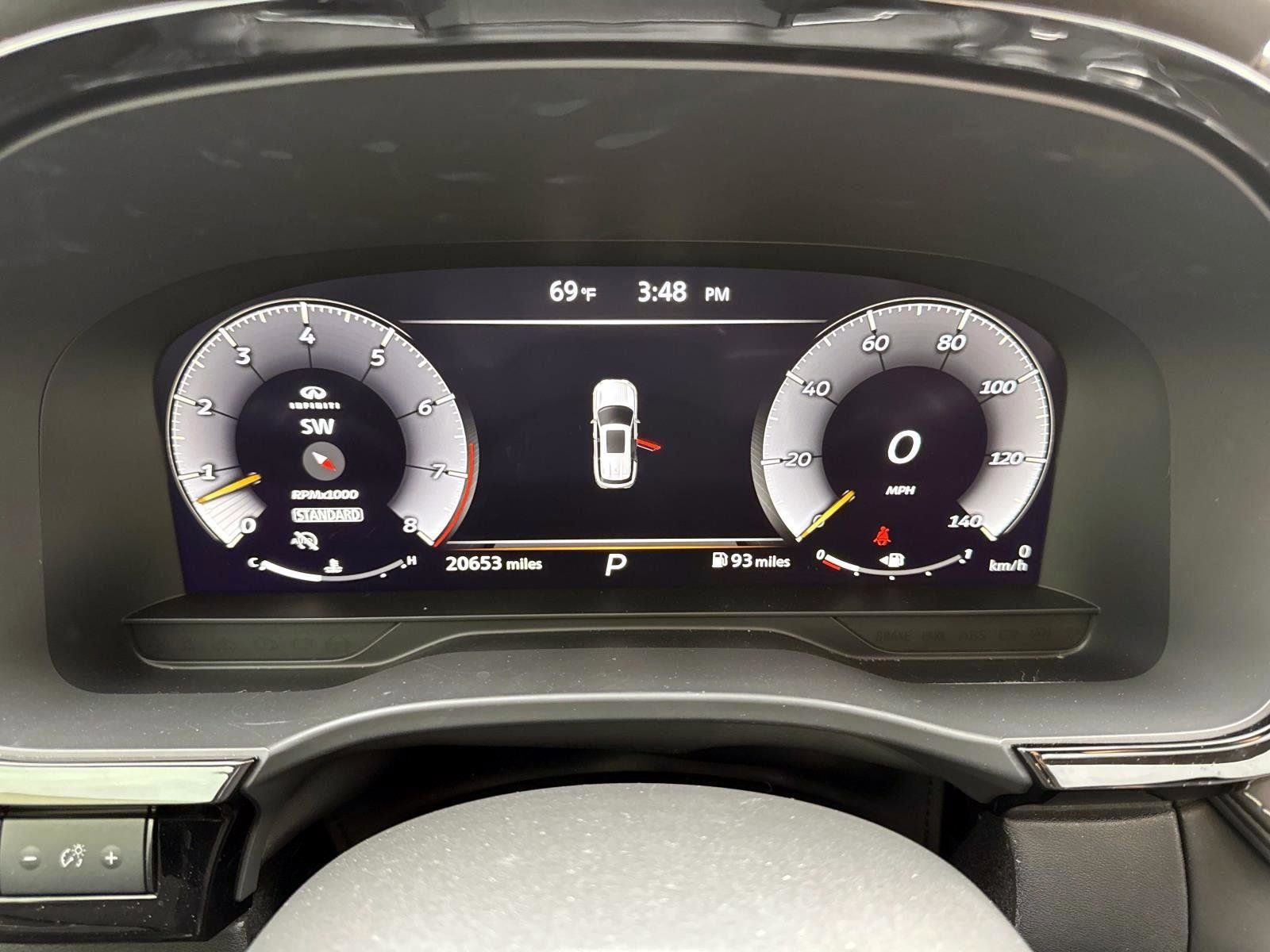 2023 INFINITI QX60 LUXE