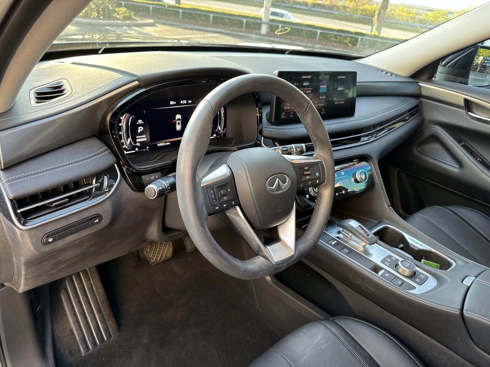 2023 INFINITI QX60 LUXE