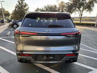2023 INFINITI QX60 LUXE