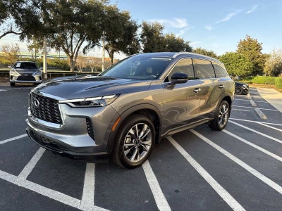 2023 INFINITI QX60 LUXE