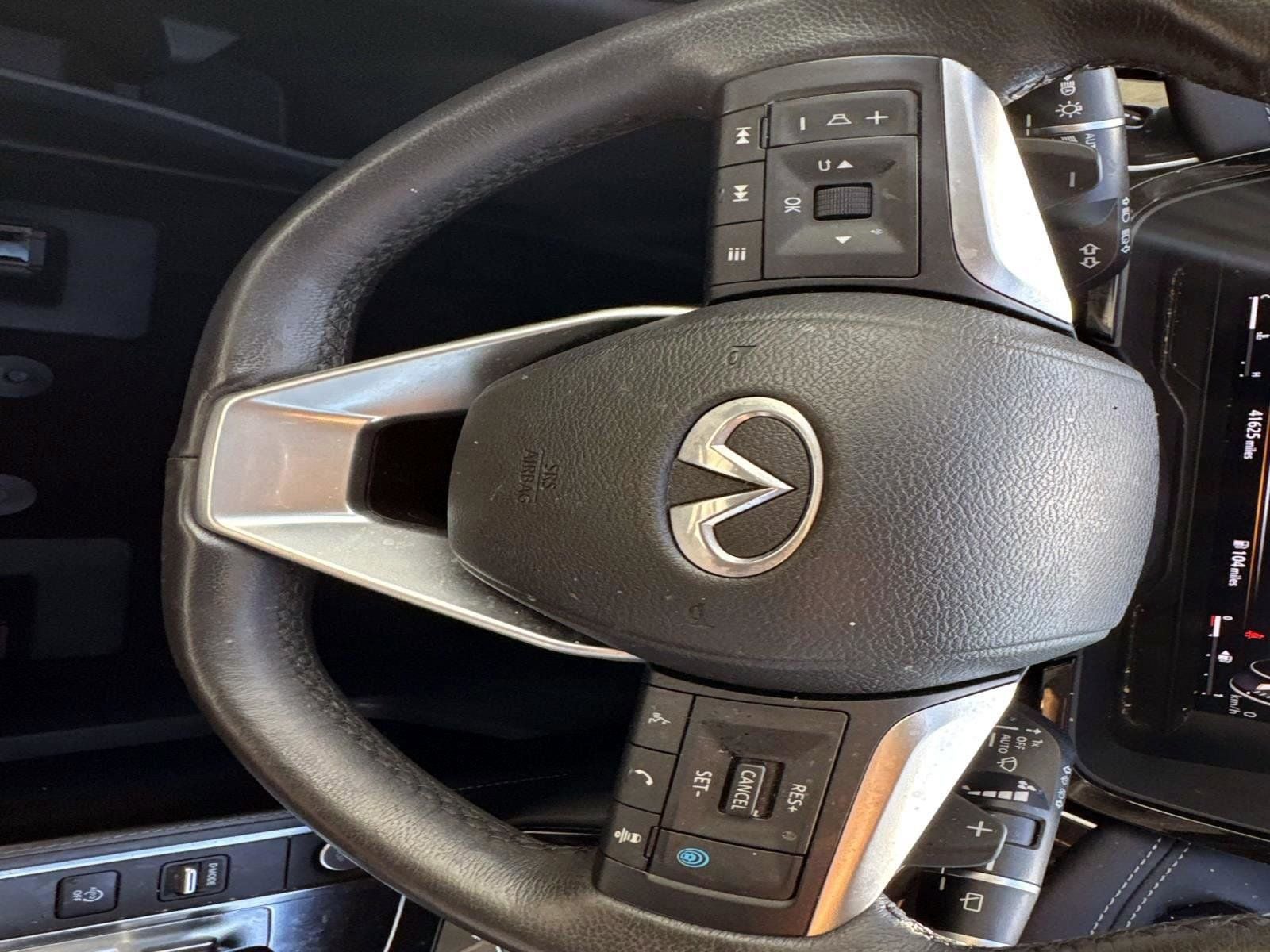 2023 INFINITI QX60 LUXE