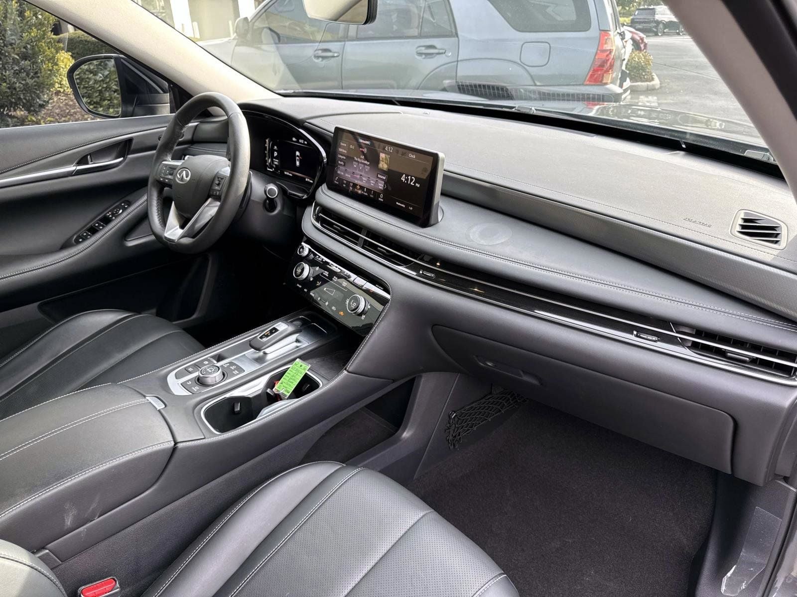 2023 INFINITI QX60 LUXE