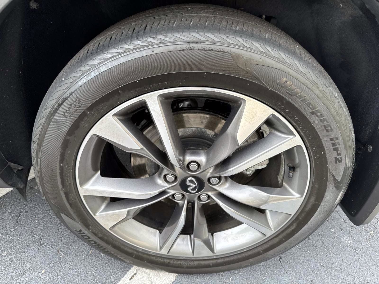 2023 INFINITI QX60 LUXE