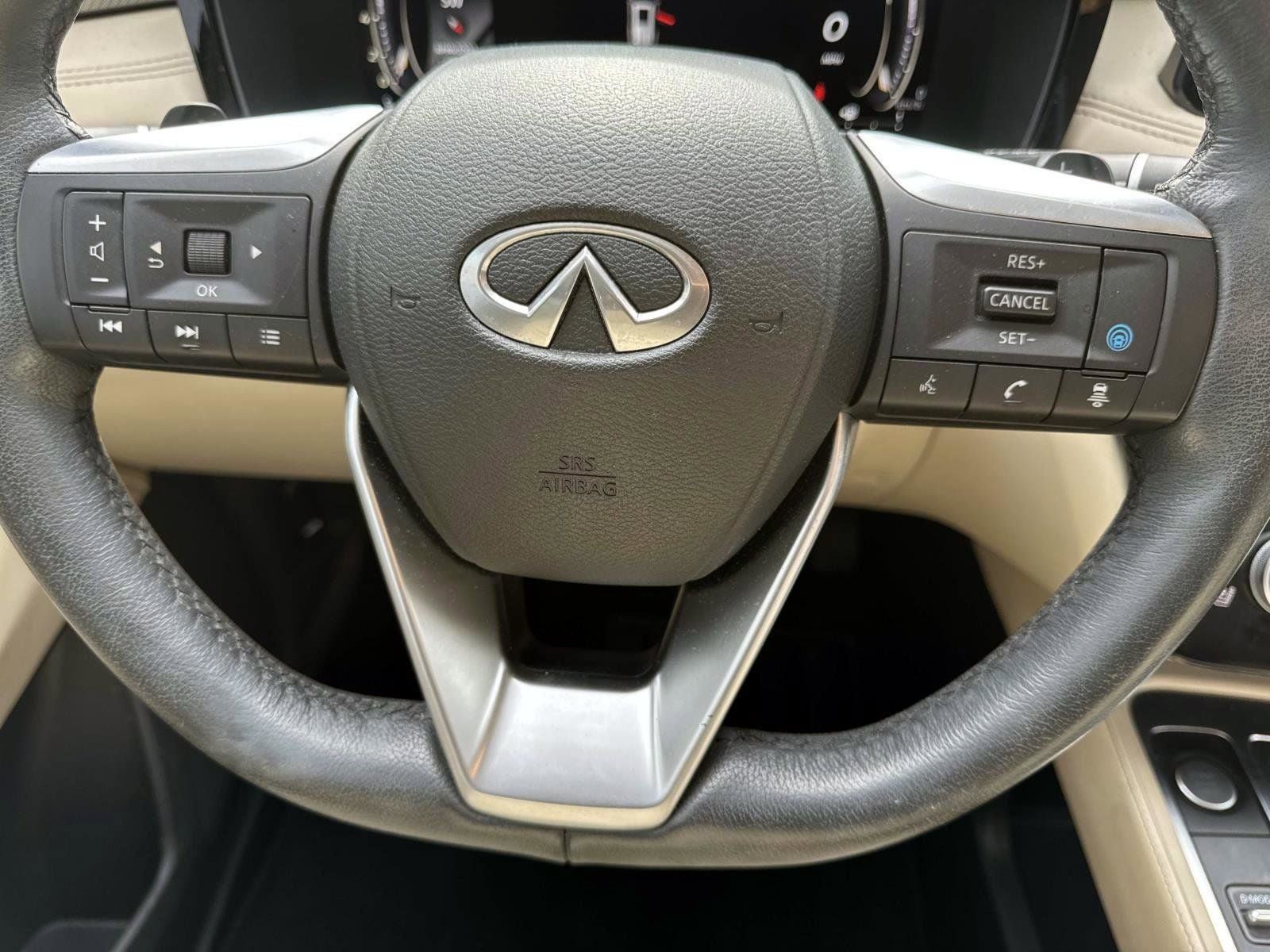 2023 INFINITI QX60 LUXE