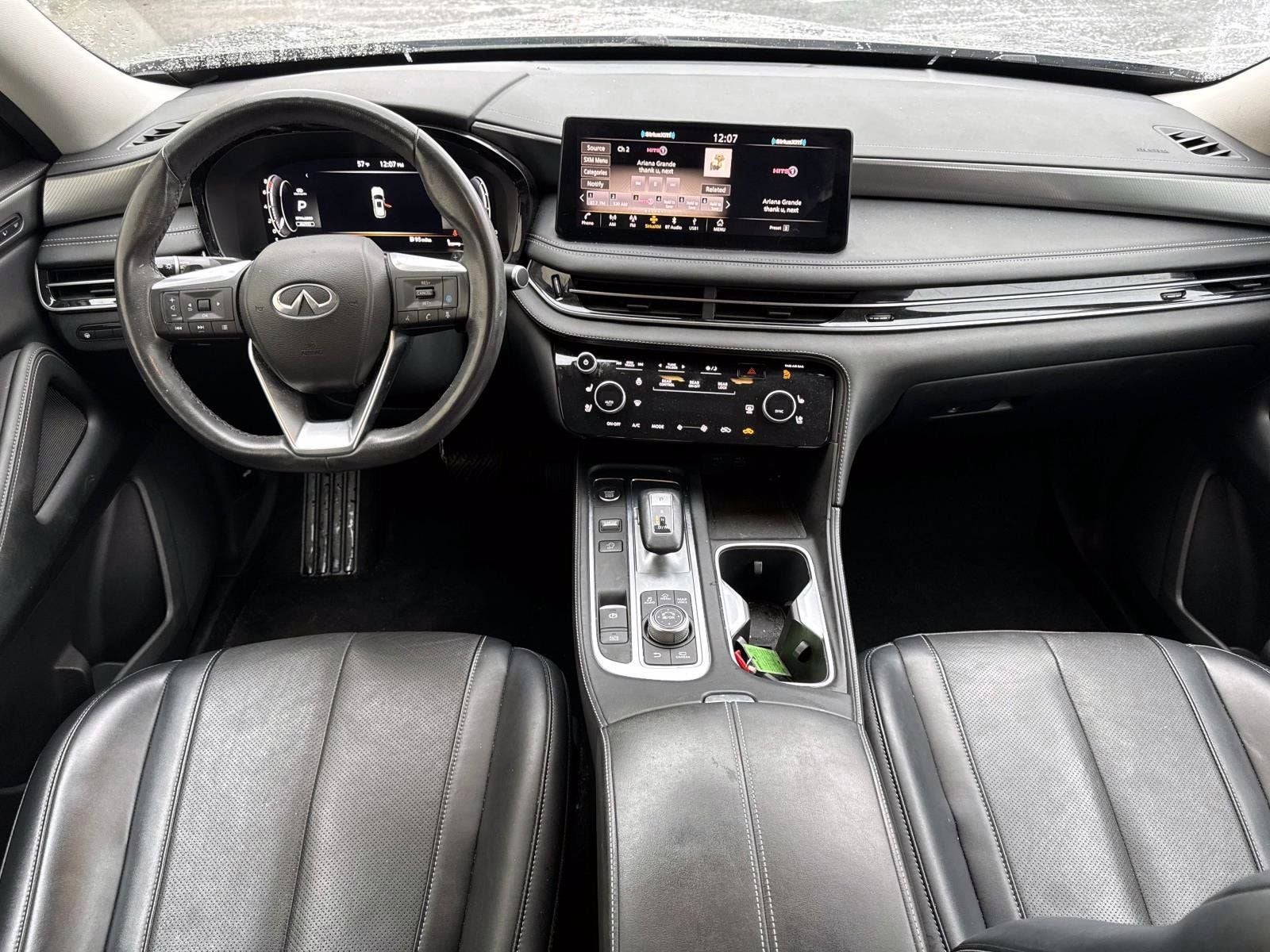 2023 INFINITI QX60 LUXE