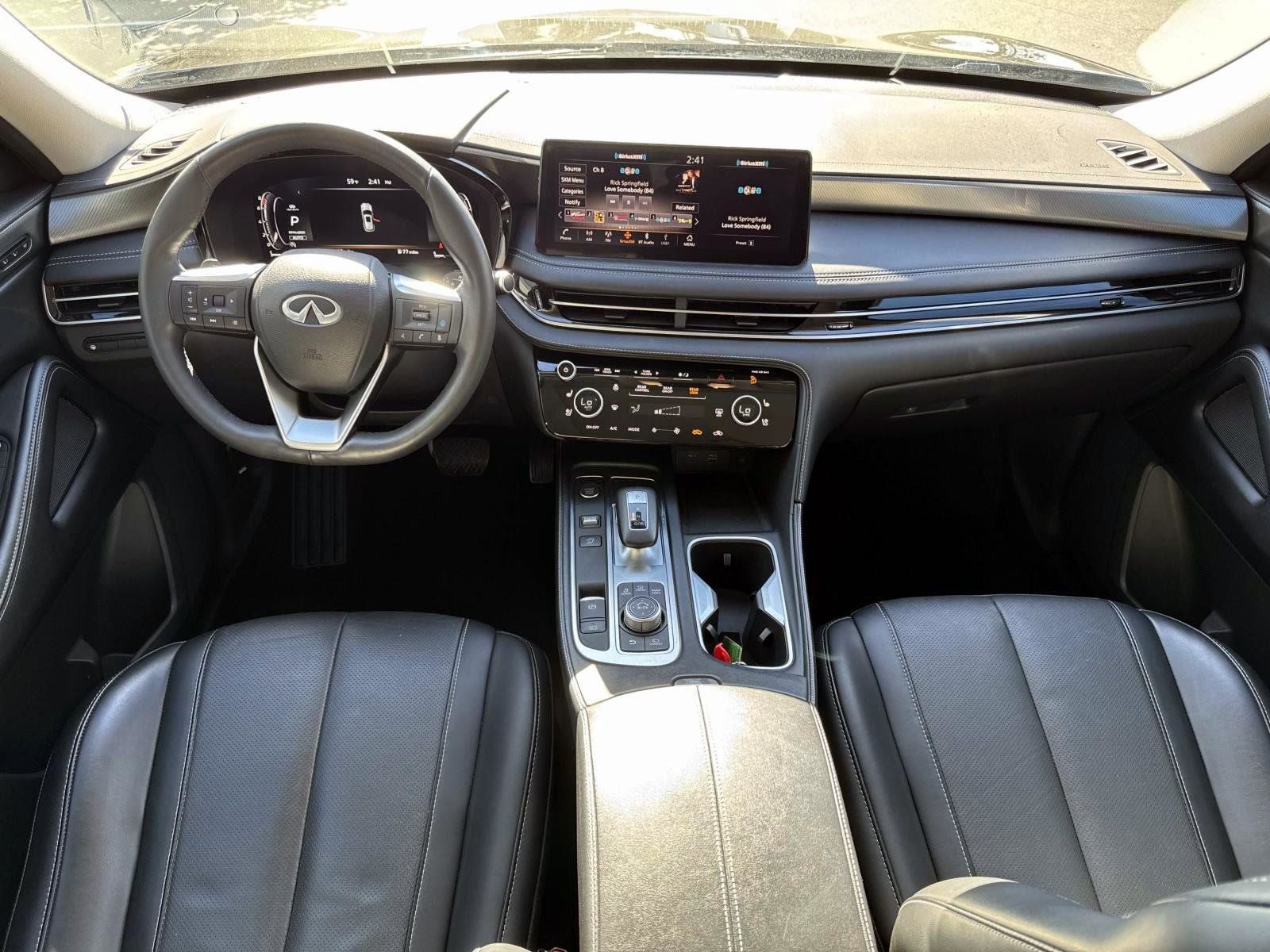 2023 INFINITI QX60 LUXE