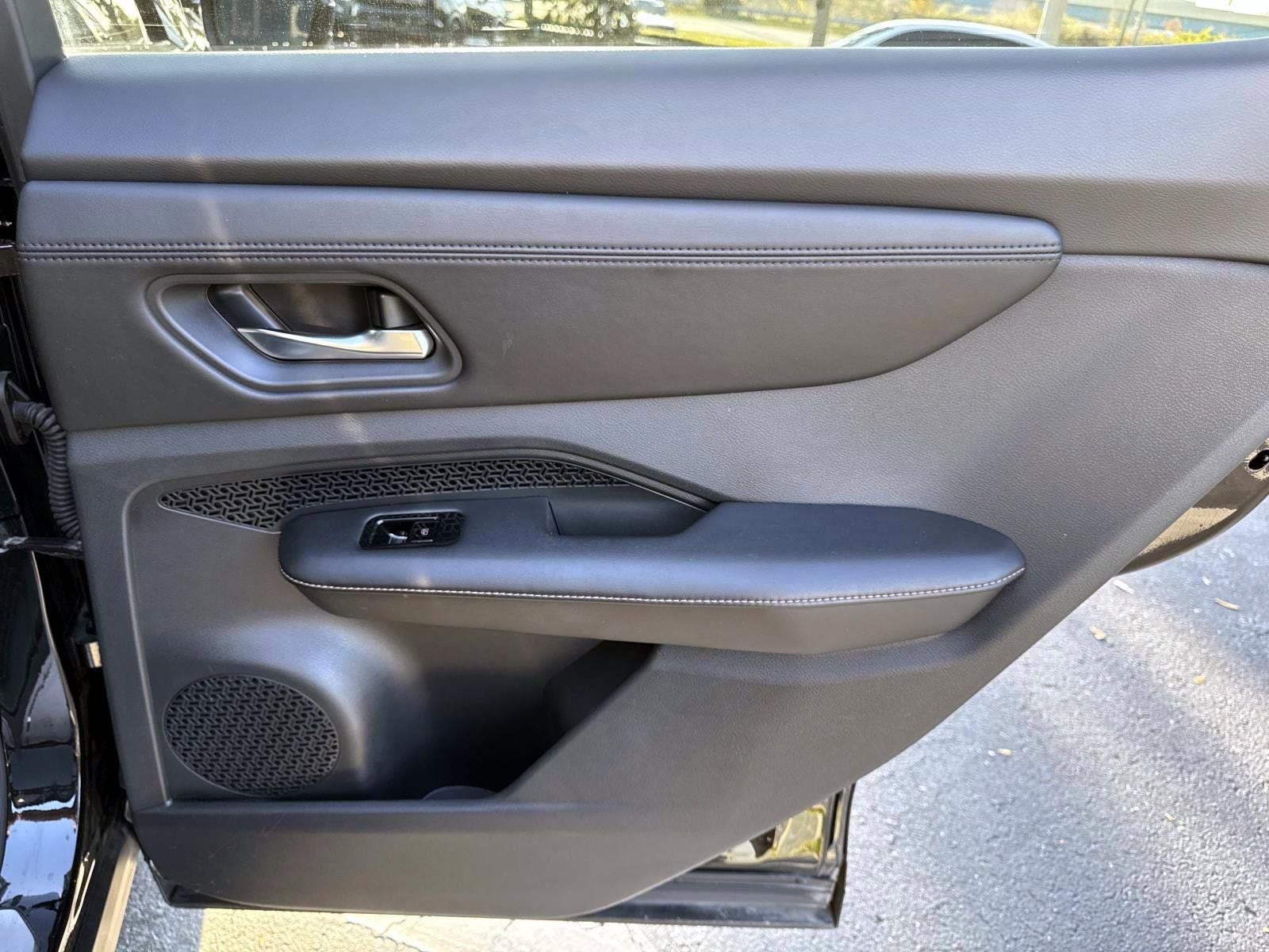 2023 Nissan Ariya EVOLVE+