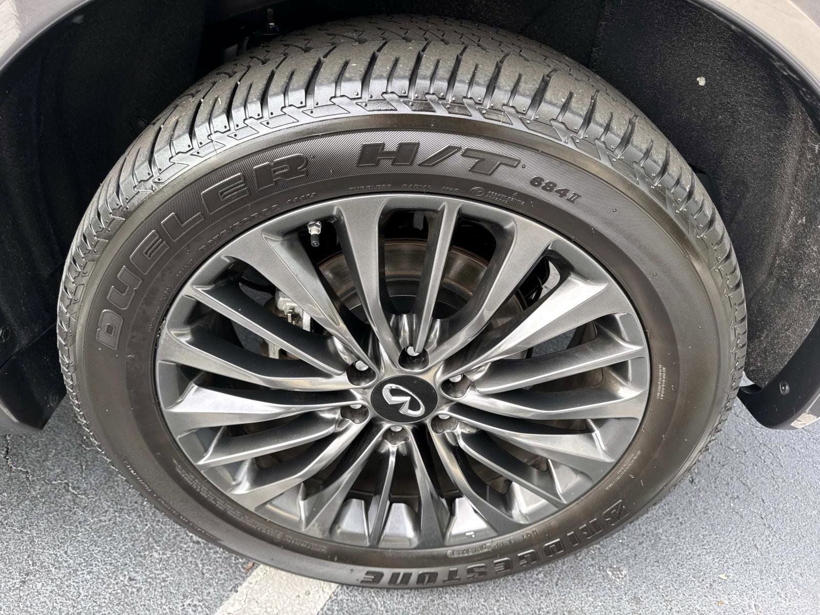 2024 INFINITI QX80 Premium Select