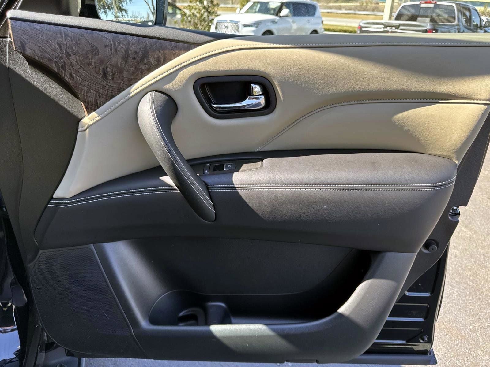 2024 INFINITI QX80 Premium Select