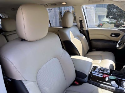 2024 INFINITI QX80 Premium Select