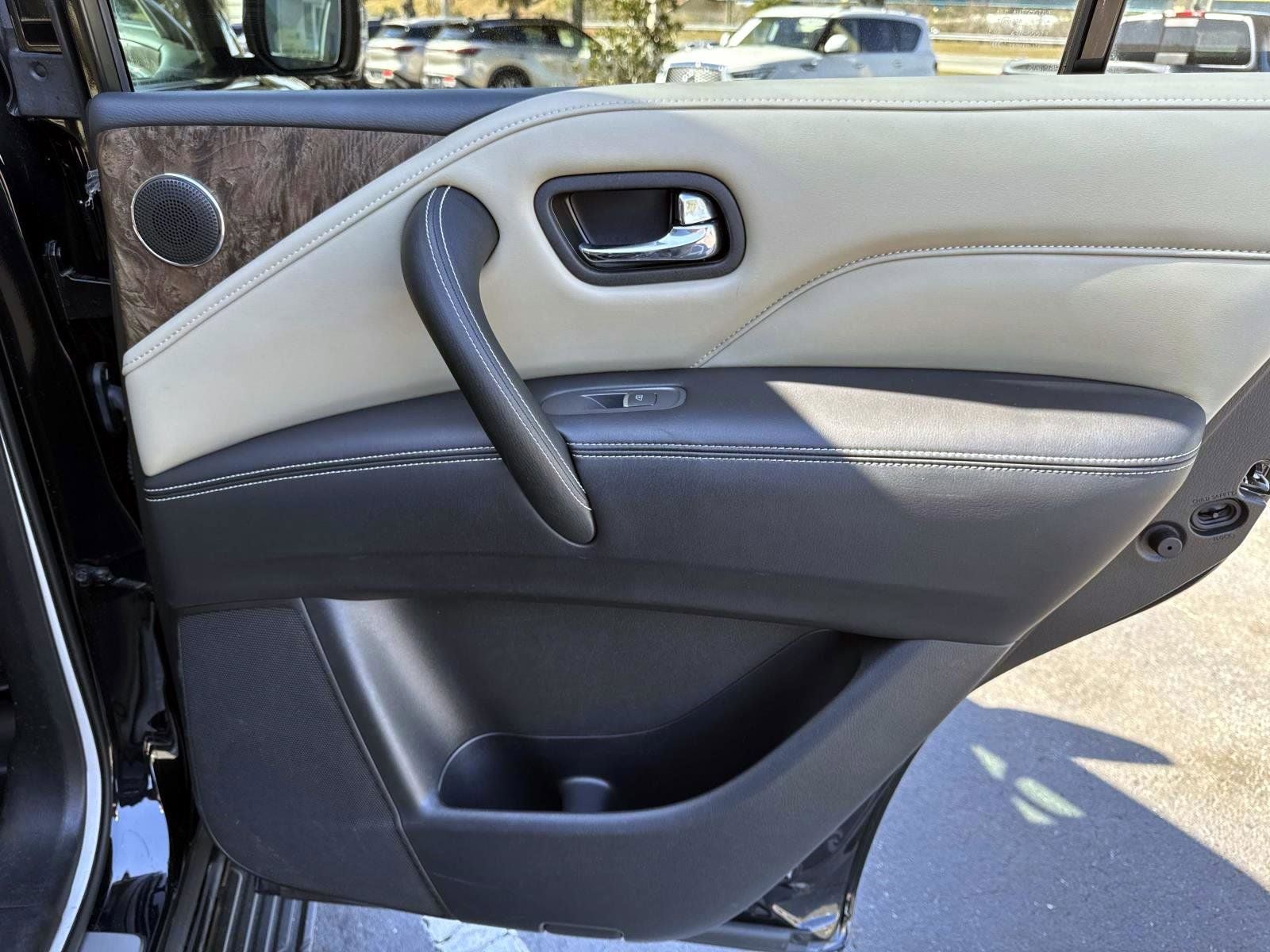 2024 INFINITI QX80 Premium Select