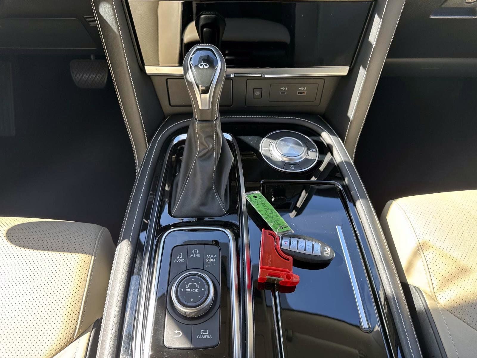 2024 INFINITI QX80 Premium Select