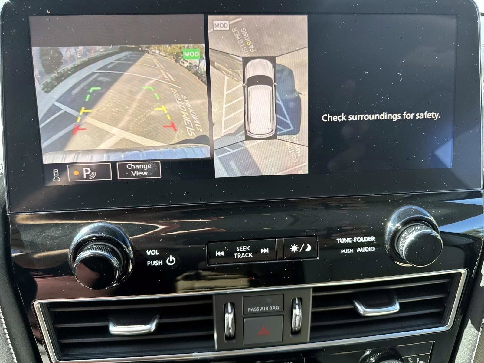 2024 INFINITI QX80 Premium Select