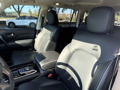 2024 INFINITI QX80 Premium Select