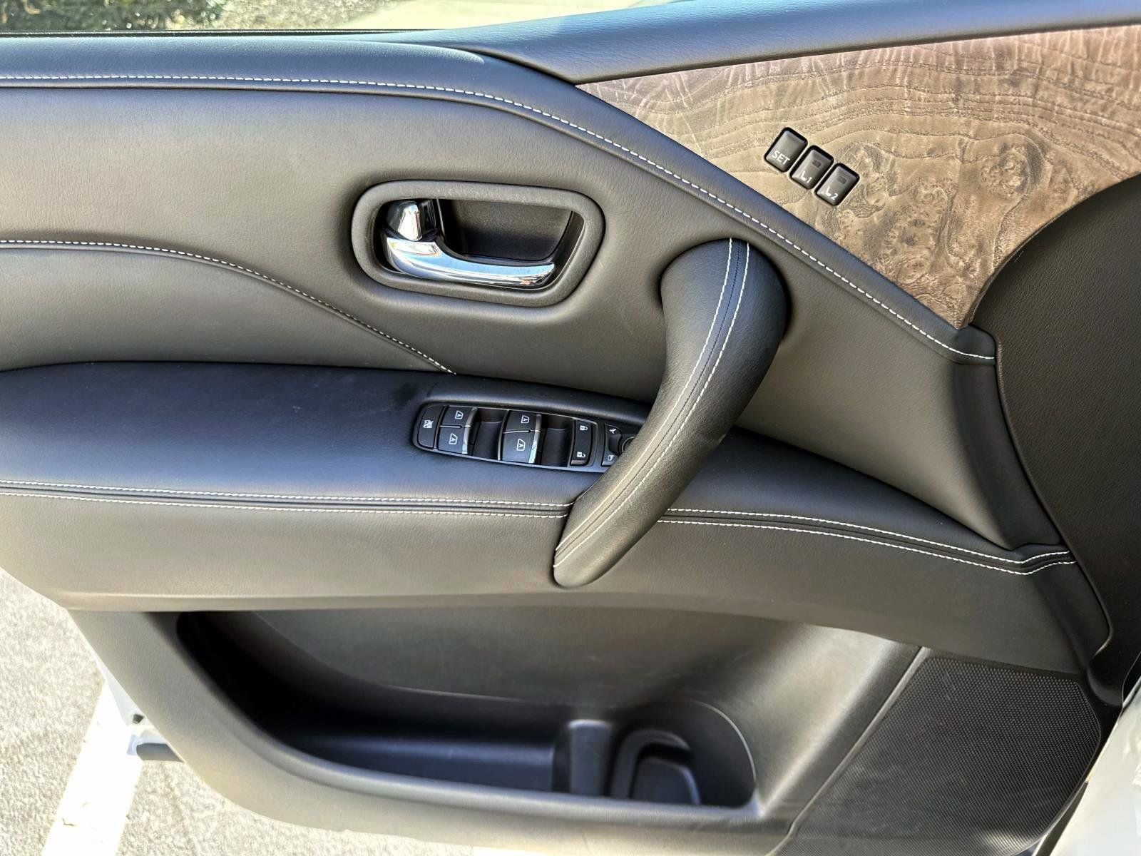 2024 INFINITI QX80 Premium Select