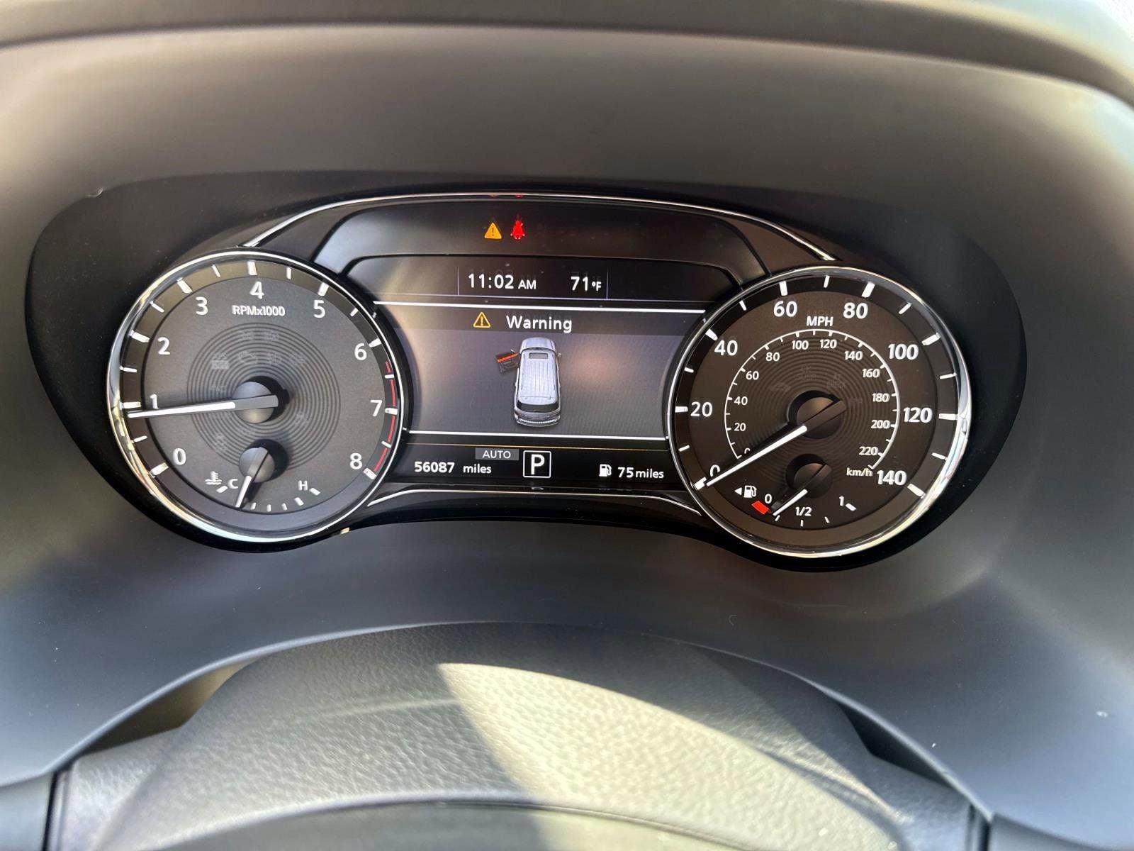 2023 INFINITI QX80 LUXE