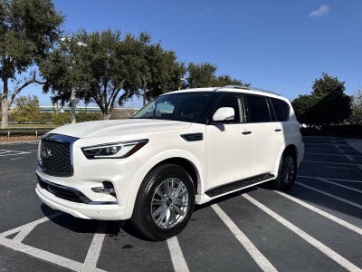 2023 INFINITI QX80 LUXE