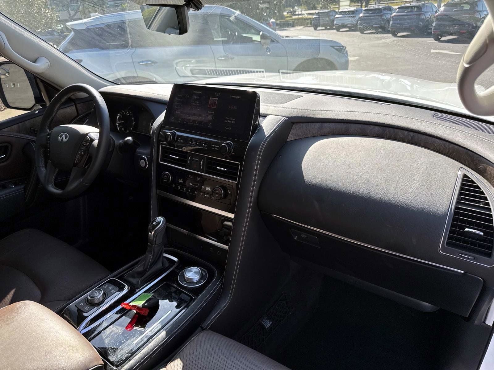 2024 INFINITI QX80 Premium Select