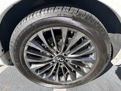 2024 INFINITI QX80 Premium Select