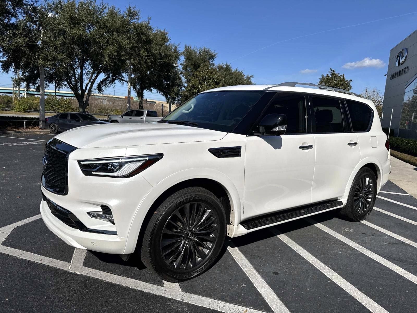 2024 INFINITI QX80 Premium Select