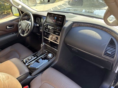 2024 INFINITI QX80 Premium Select