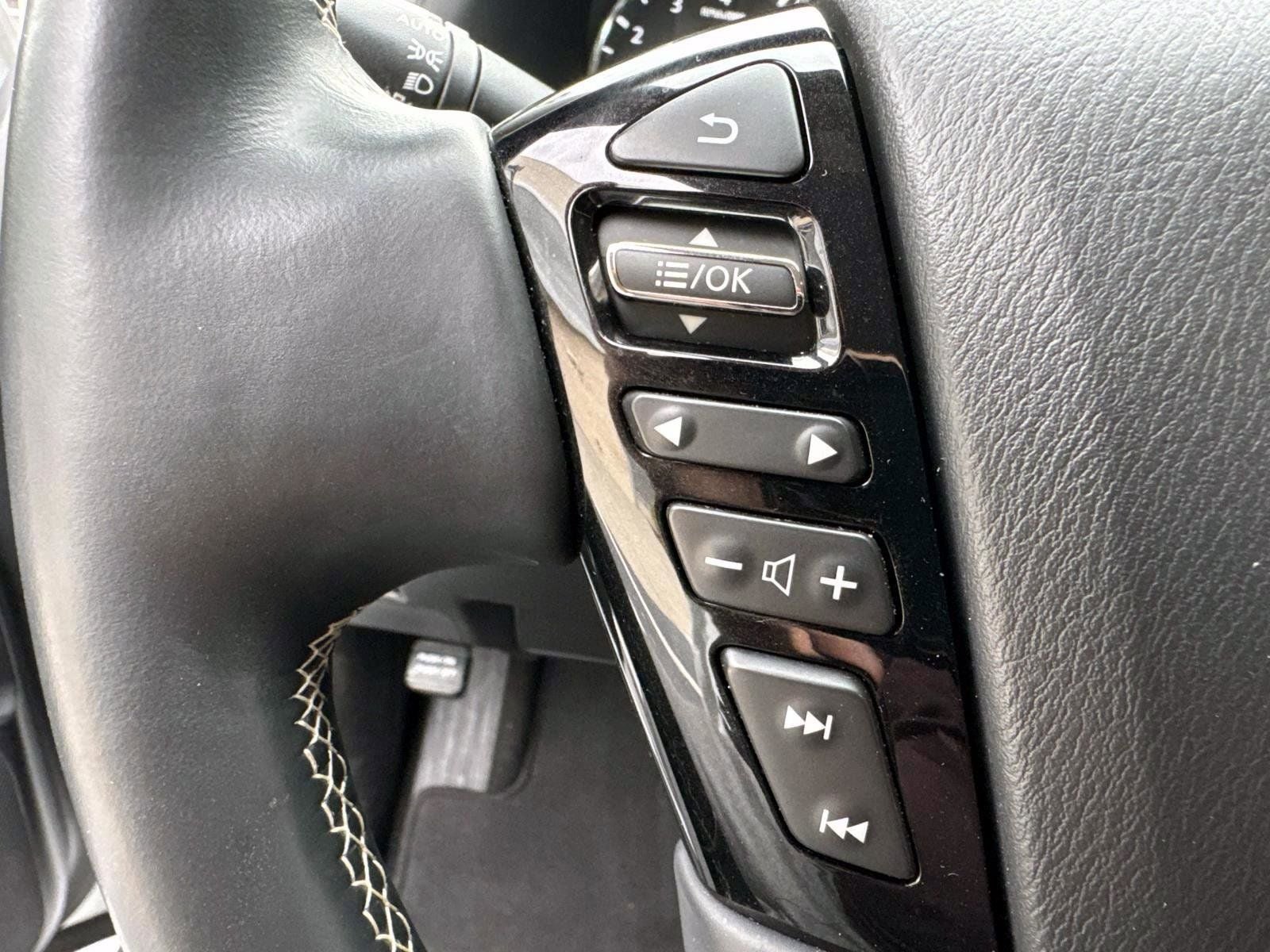 2022 INFINITI QX80 Premium Select