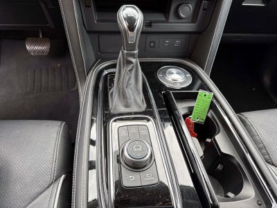 2022 INFINITI QX80 Premium Select