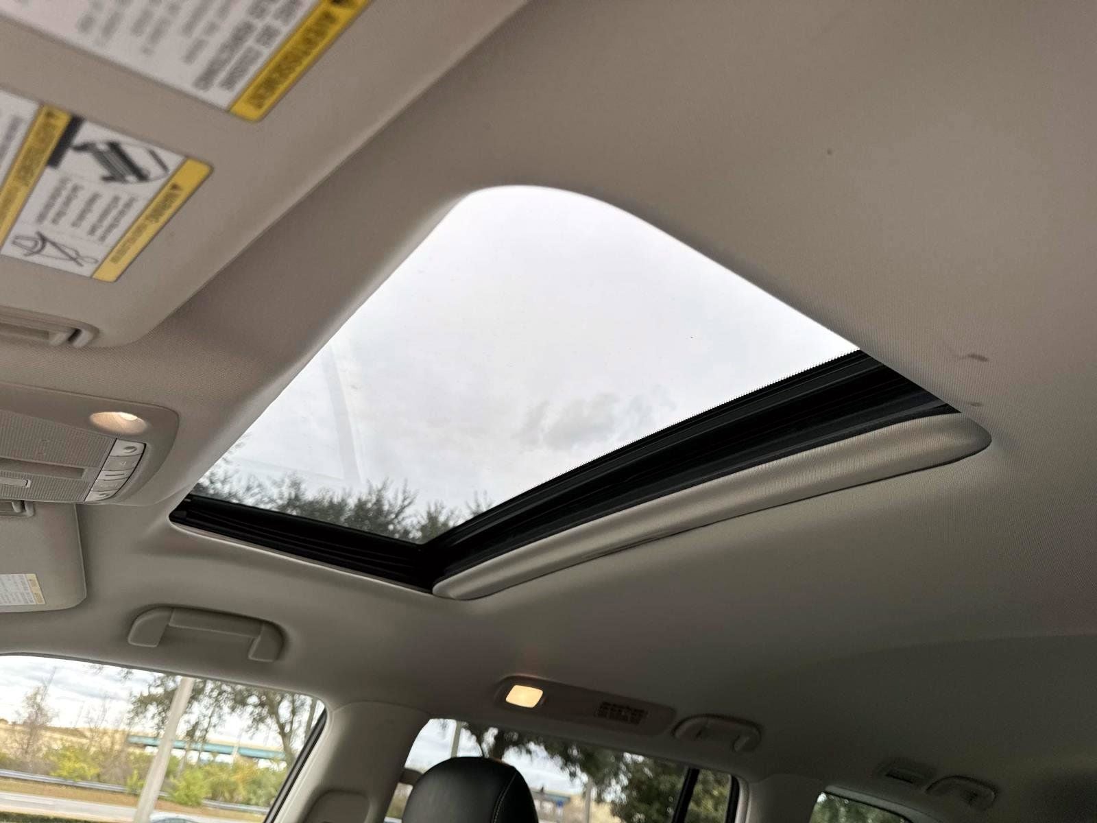 2022 INFINITI QX80 Premium Select