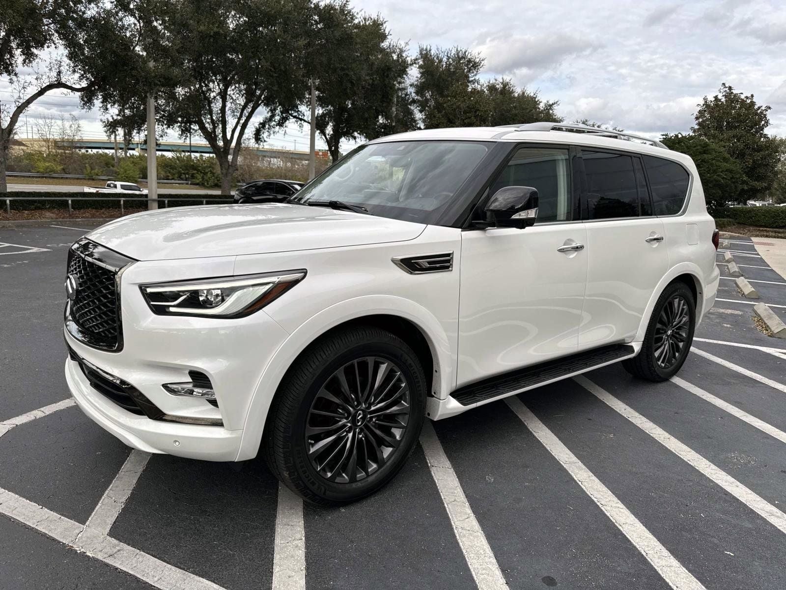 2022 INFINITI QX80 Premium Select