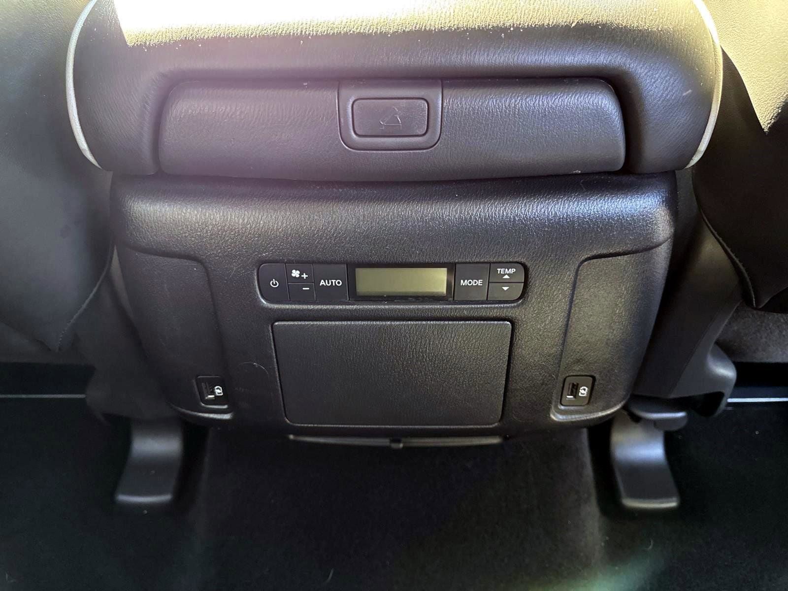 2024 INFINITI QX80 Premium Select