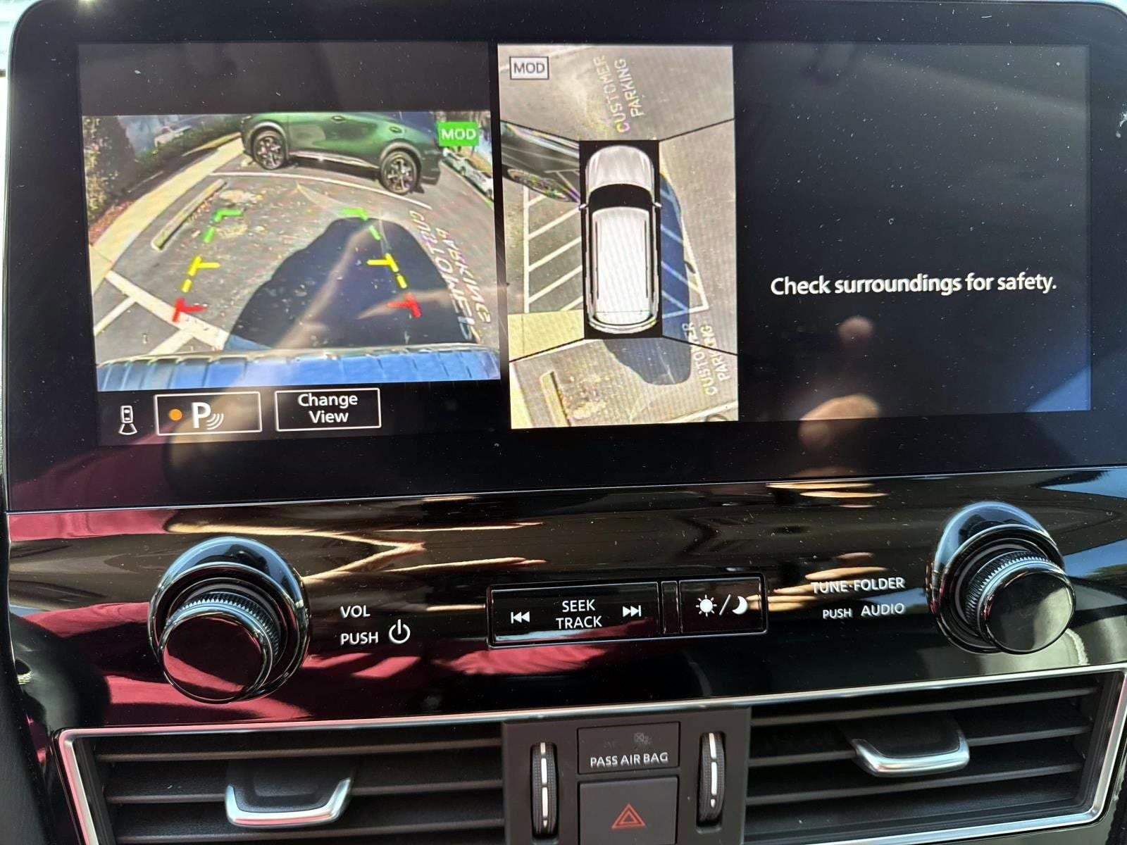 2024 INFINITI QX80 Premium Select