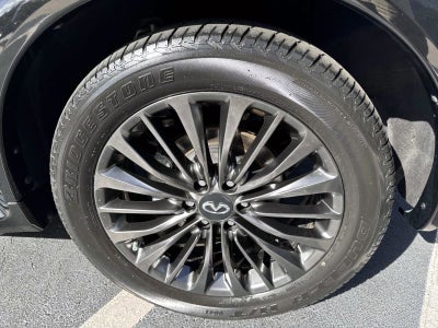2023 INFINITI QX80 Sensory