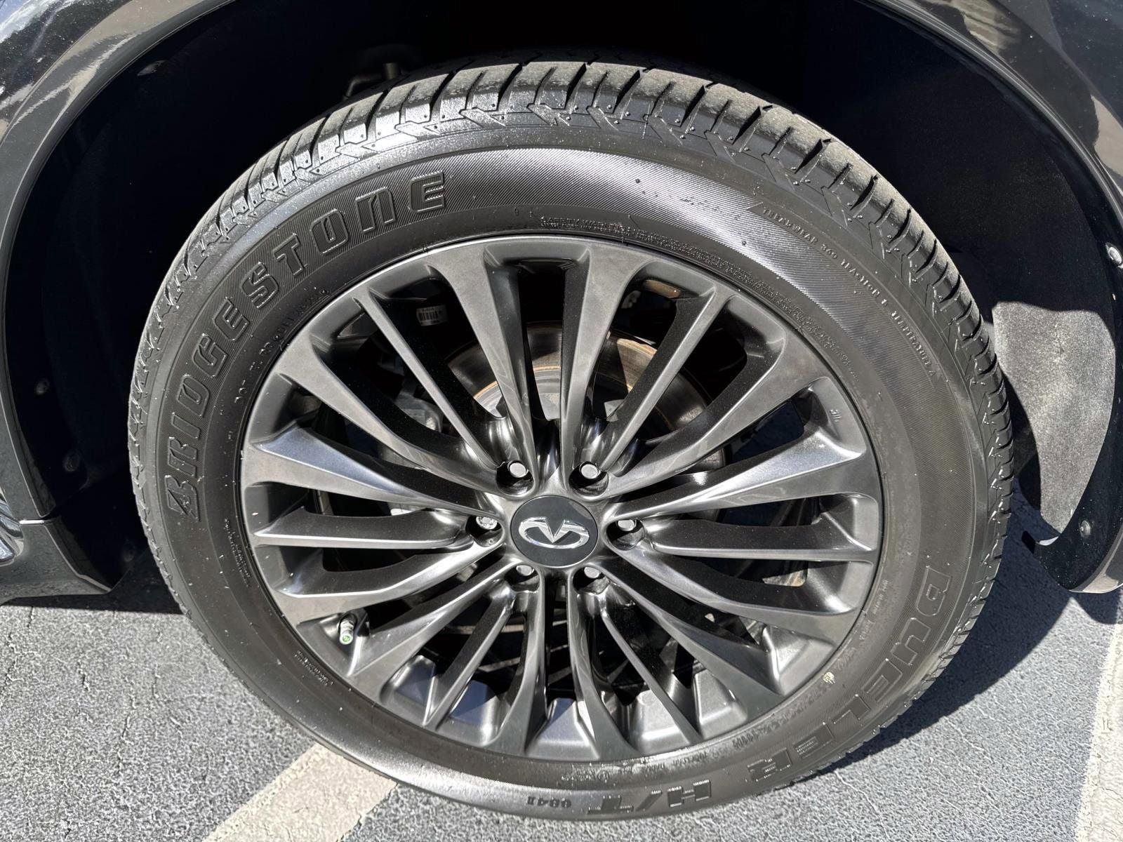 2023 INFINITI QX80 Sensory