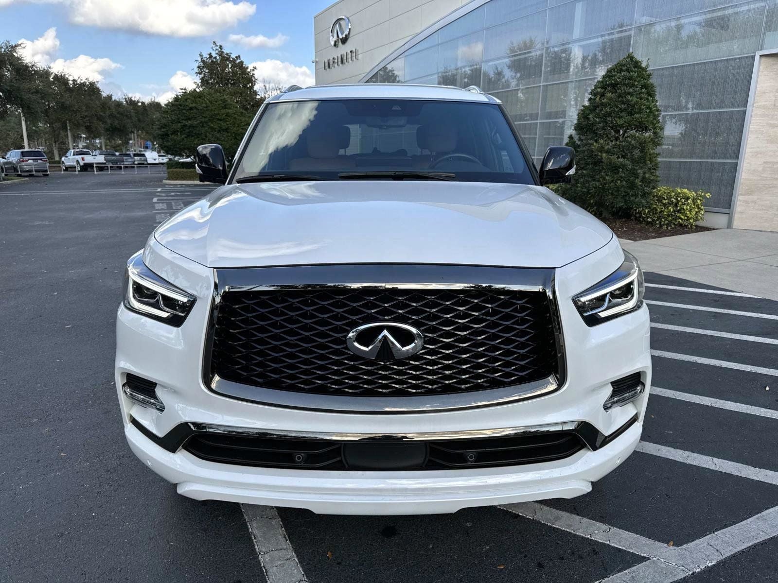 2024 INFINITI QX80 Sensory