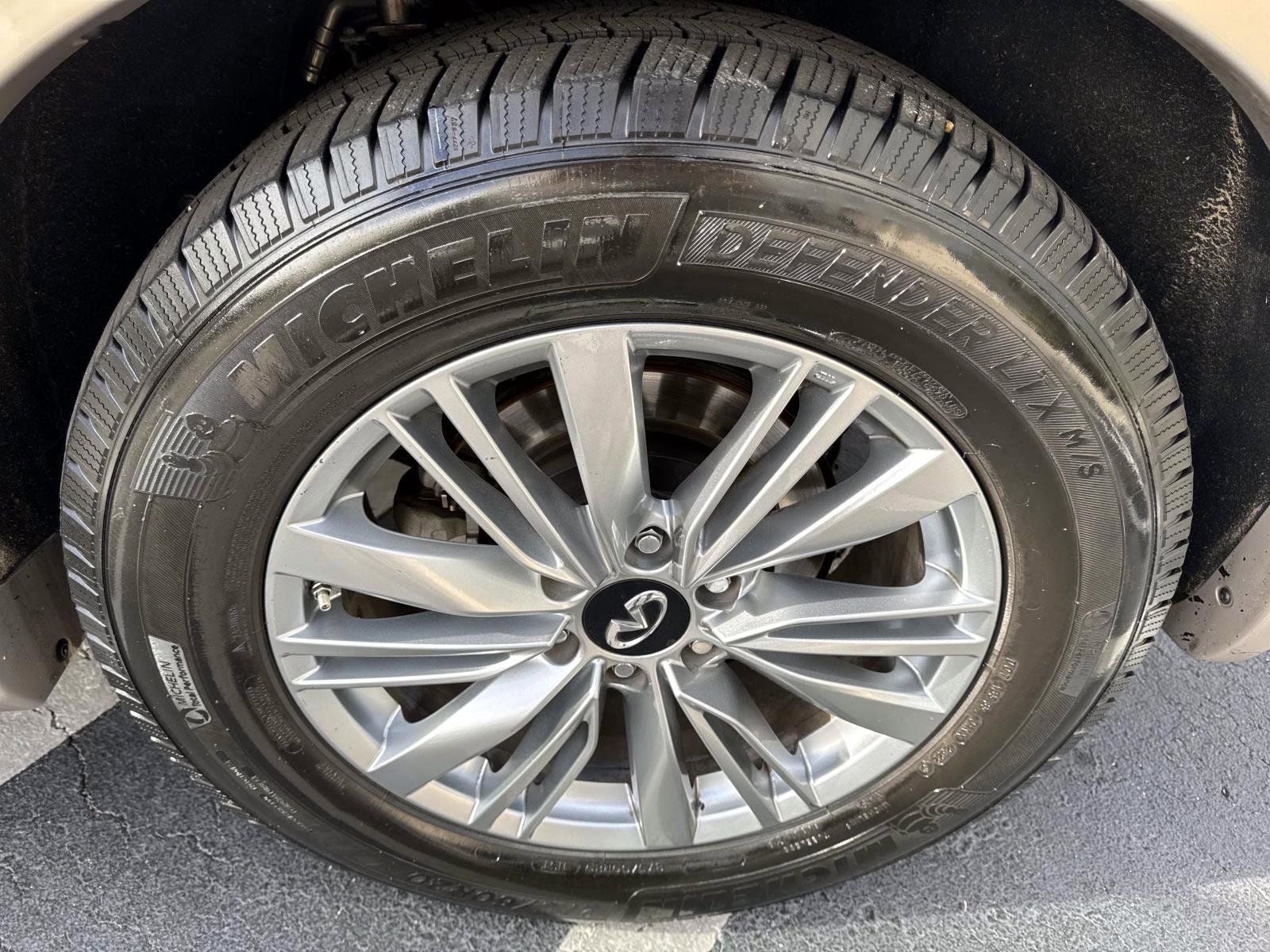 2018 INFINITI QX80 Base