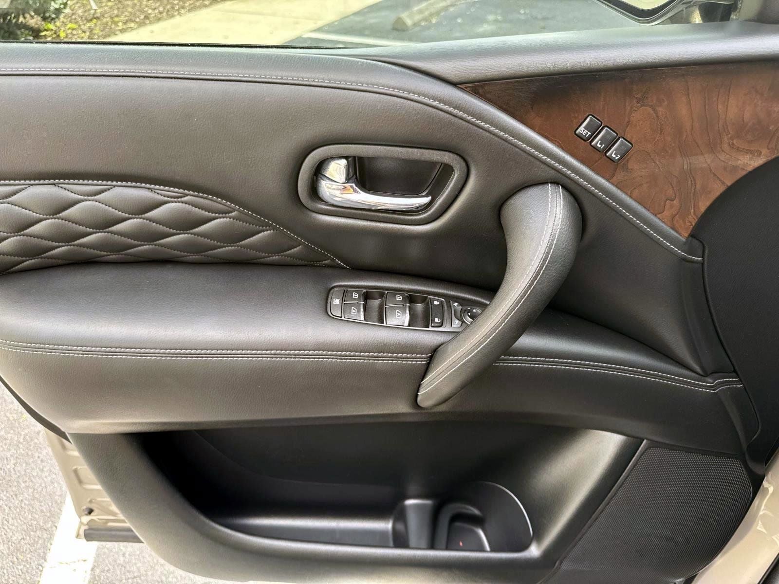 2018 INFINITI QX80 Base