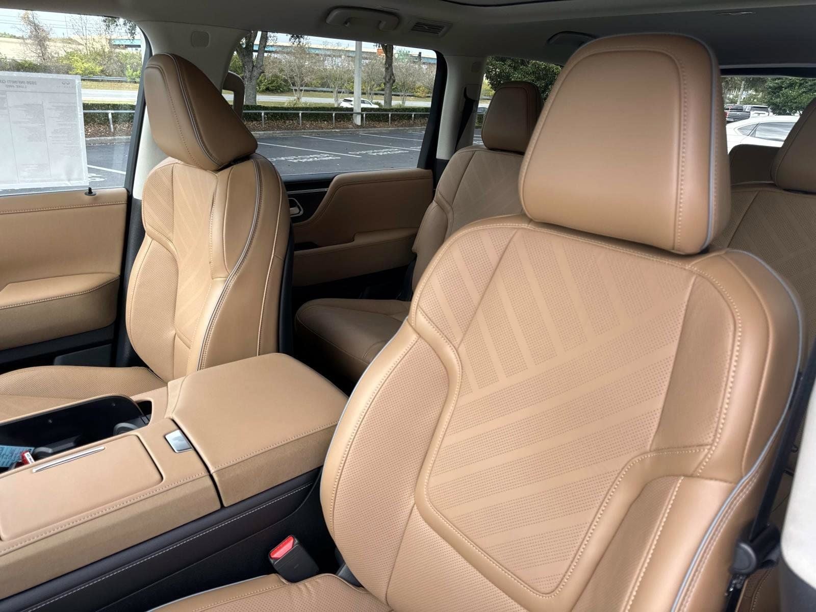 2026 INFINITI QX80 LUXE