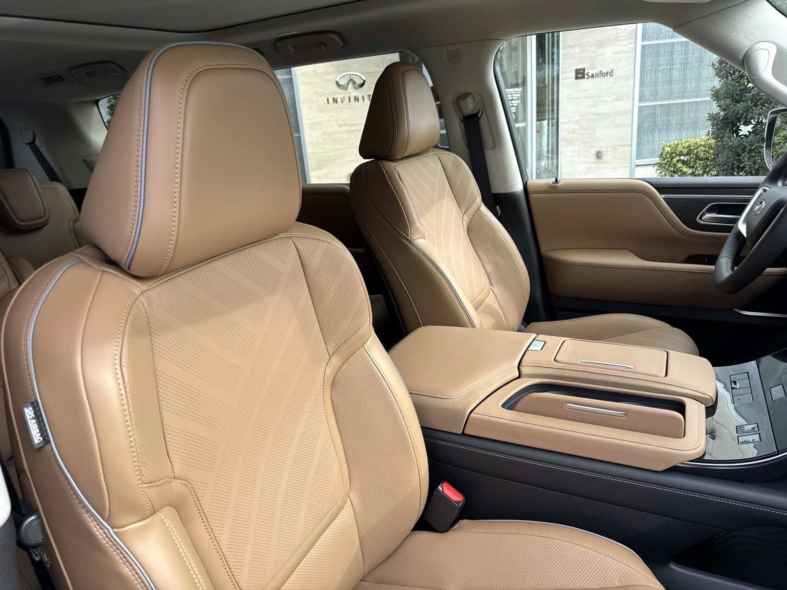 2026 INFINITI QX80 LUXE