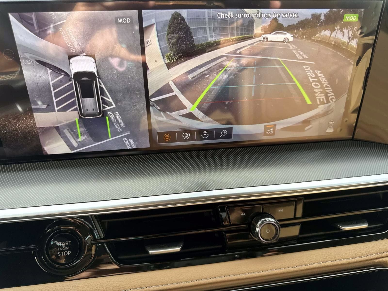 2026 INFINITI QX80 LUXE