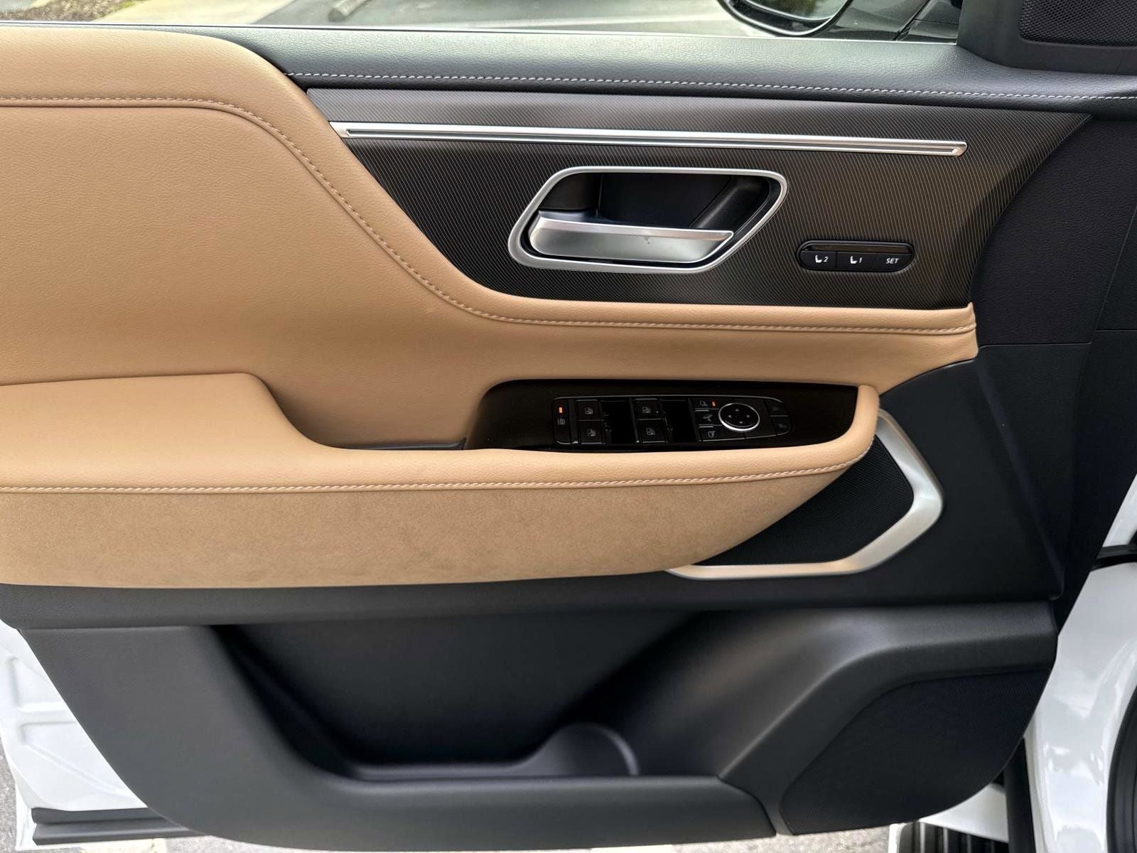 2026 INFINITI QX80 LUXE