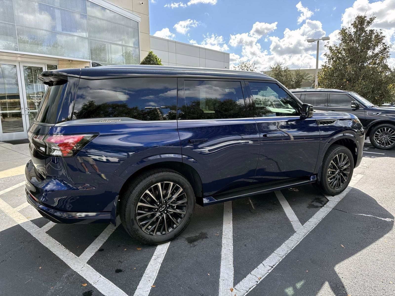 2026 INFINITI QX80 AUTOGRAPH