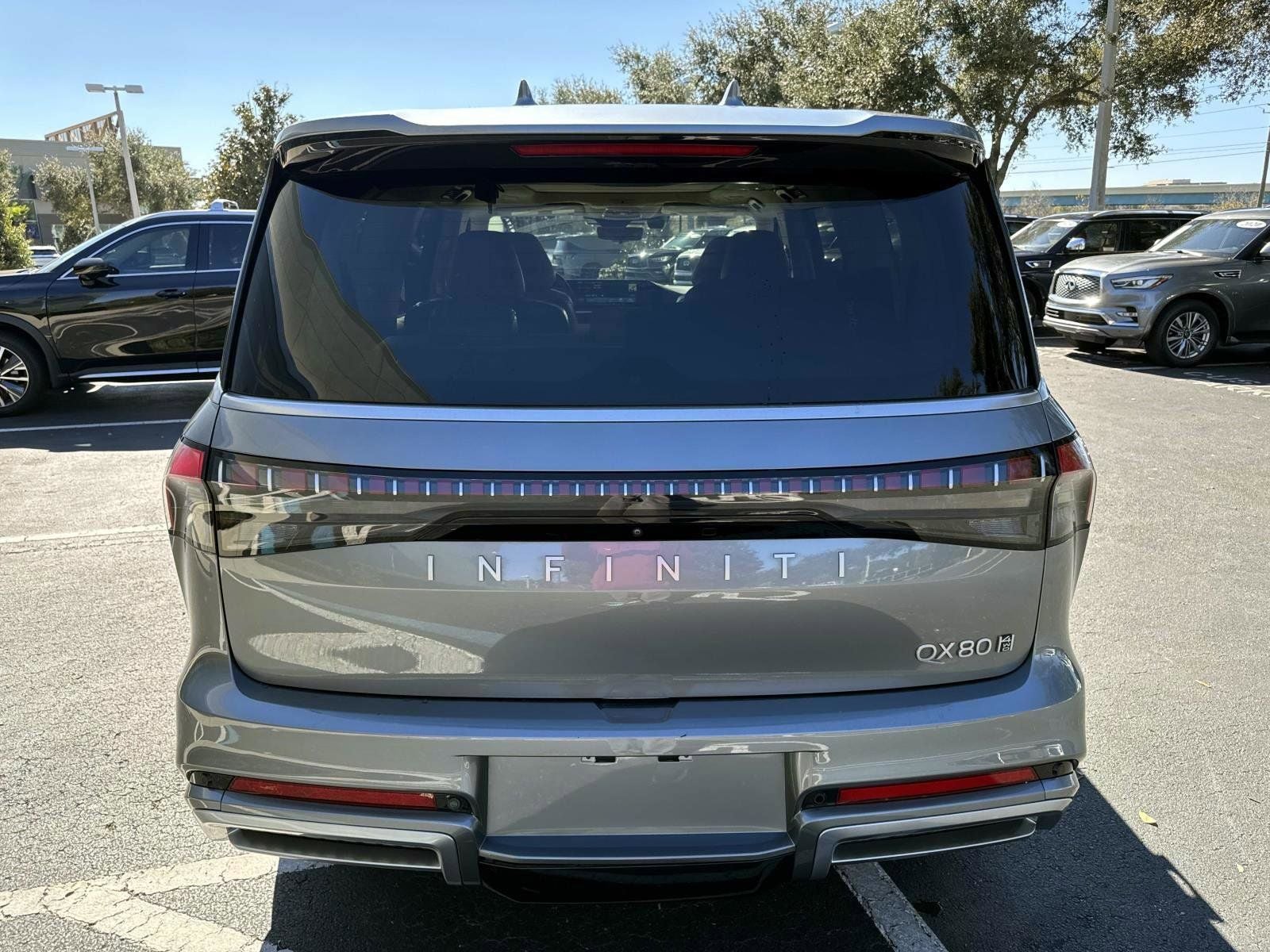 2025 INFINITI QX80 SENSORY