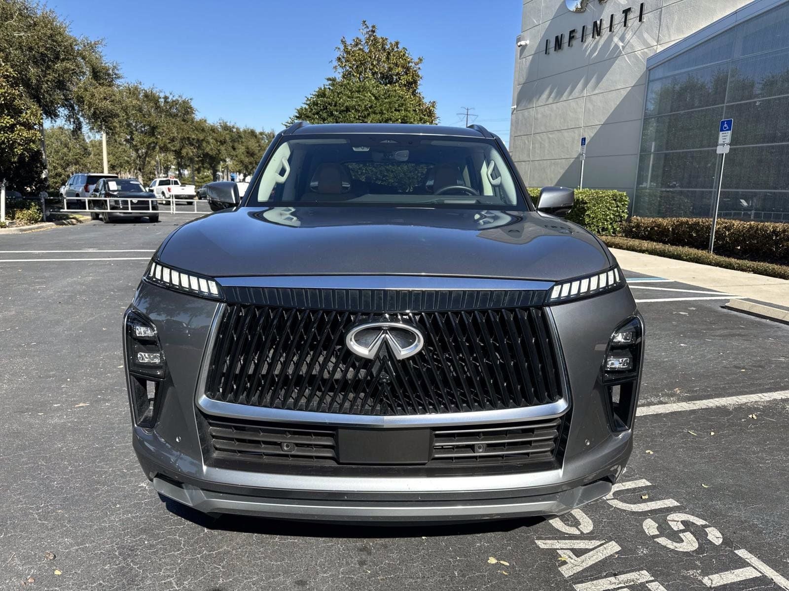 2025 INFINITI QX80 SENSORY