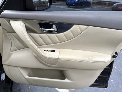 2009 INFINITI FX35 Base