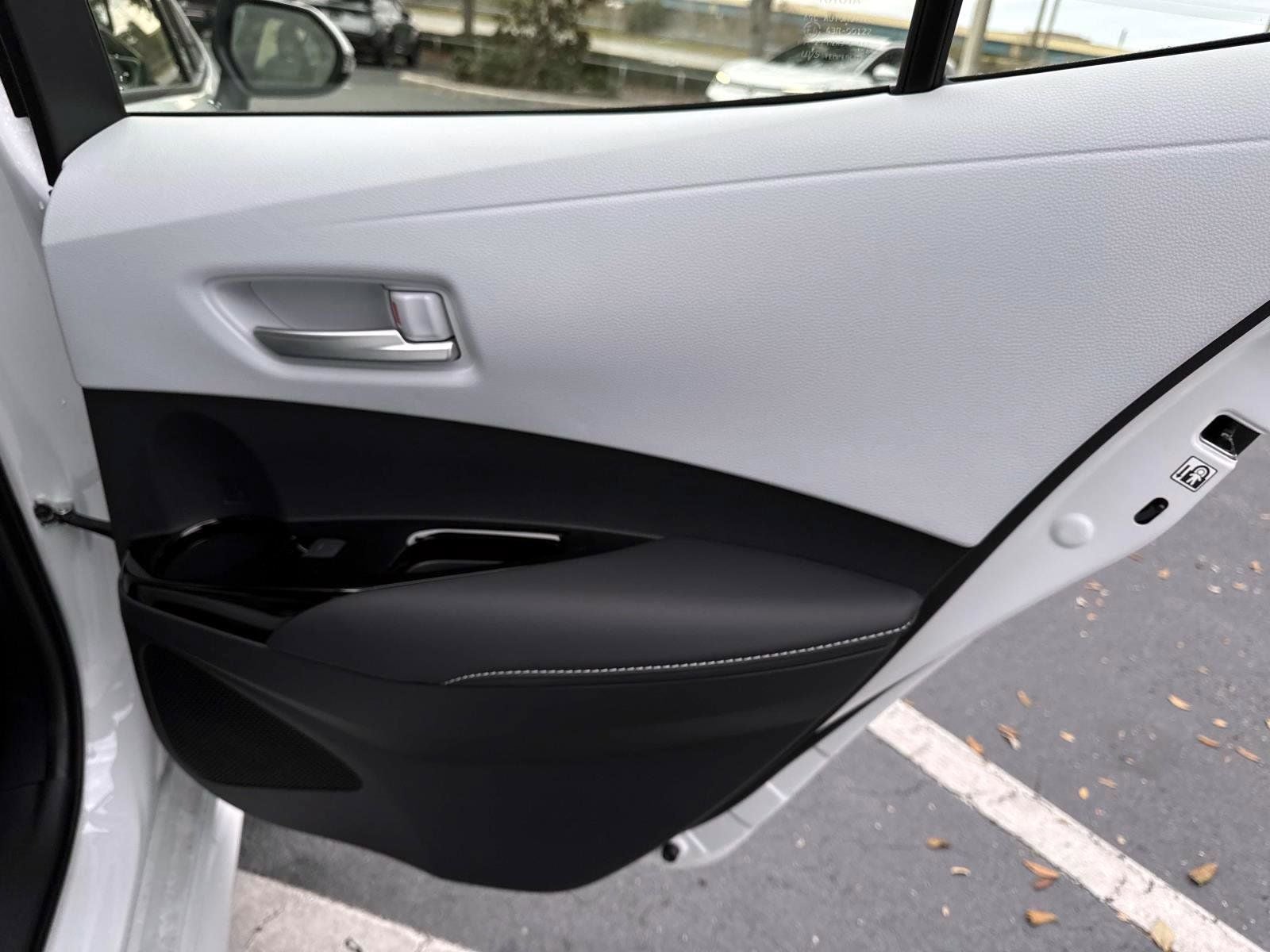 2025 Toyota Corolla Hatchback XSE