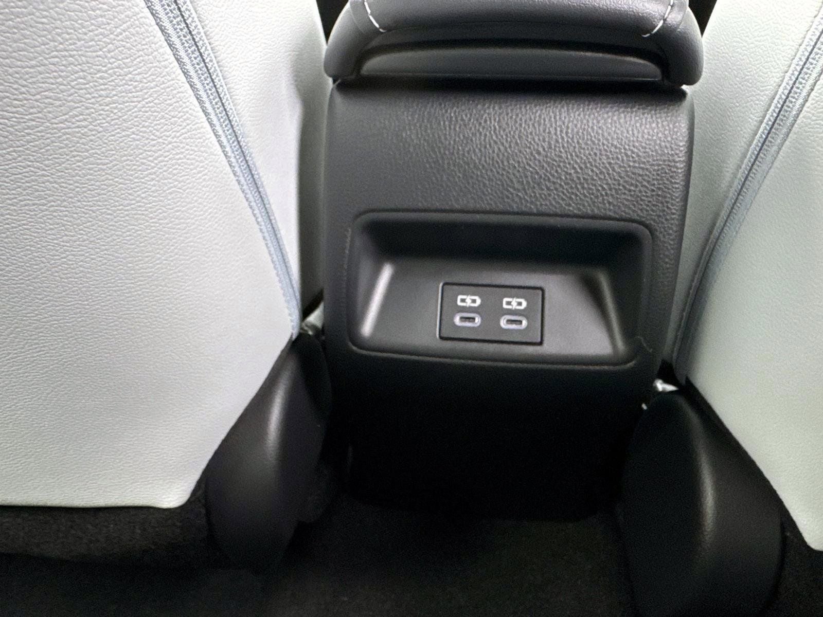 2025 Toyota Corolla Hatchback XSE